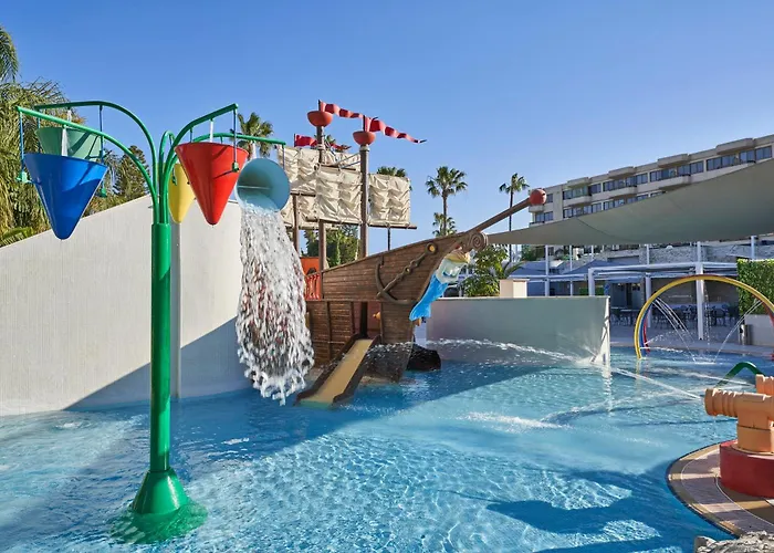 Atlantica Oasis Hotel